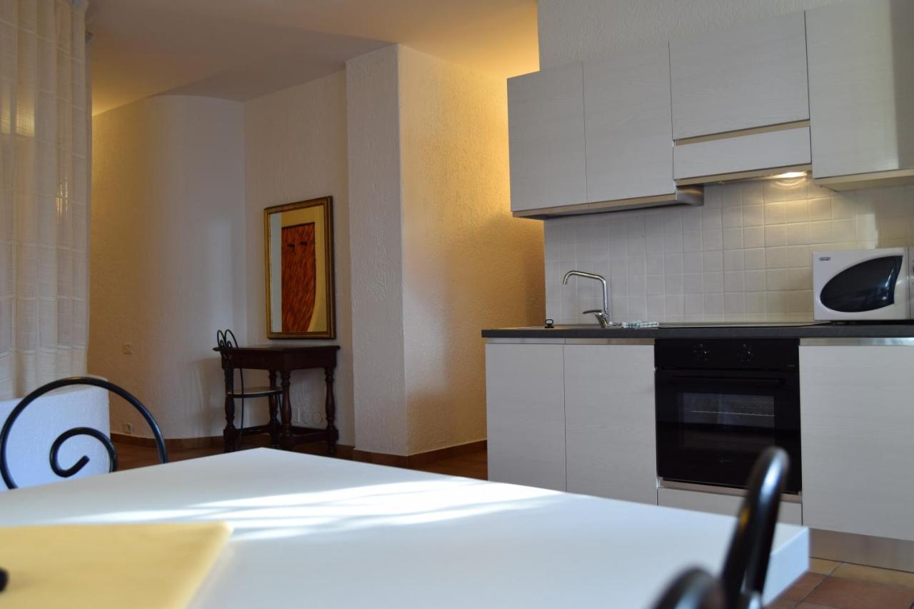 Residence Segattini Riva del Garda Bagian luar foto